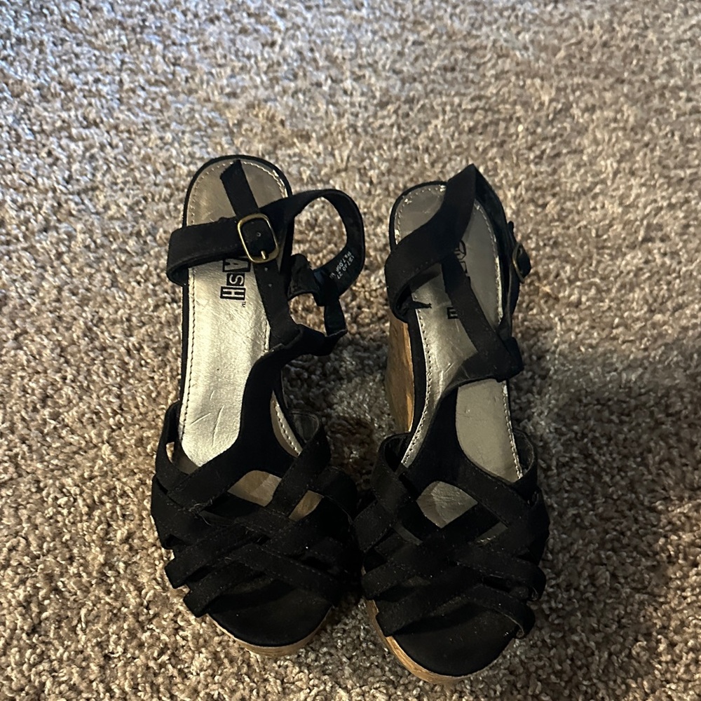 Elegant Black Strappy Sandals